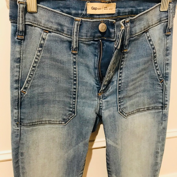 Light wash boot leg jeans - Picture 2 of 5